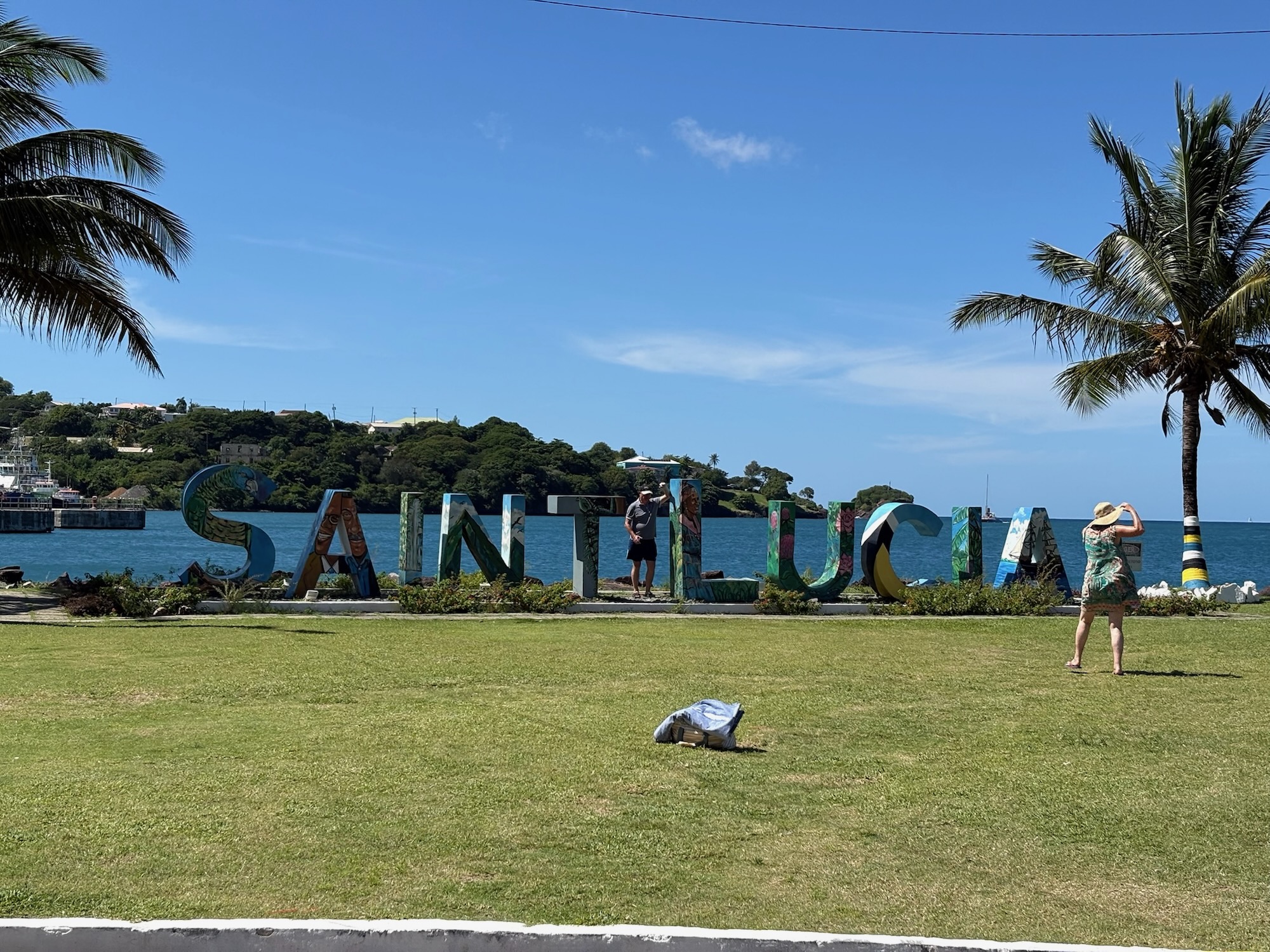 IMG_1727 Der Schriftzug der Insel St. Lucia